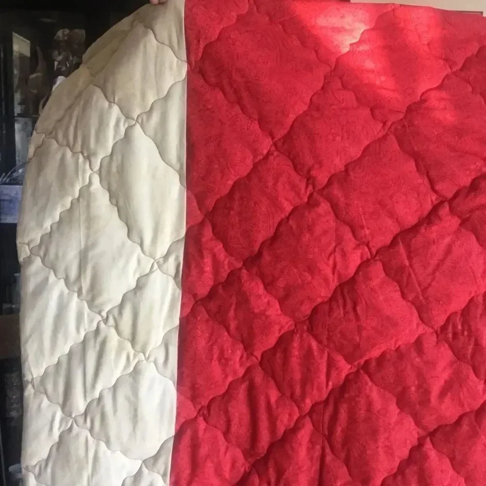 NWT Hand Crafted “Country Home” Christmas Large  Quilt